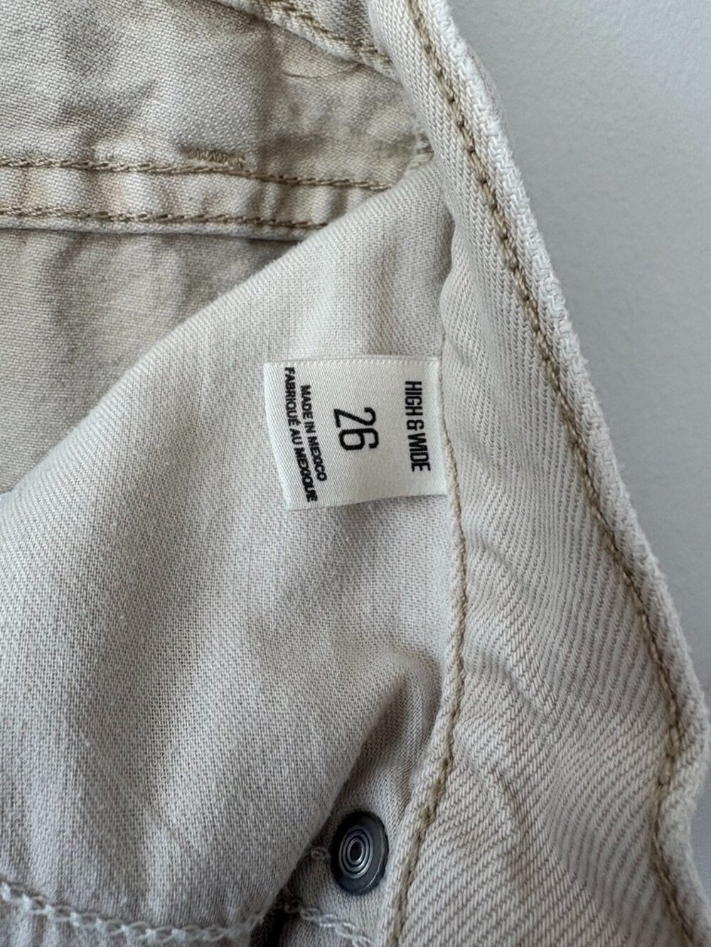 BDG High-Waisted Wide Leg Jean - Picture 6 of 6